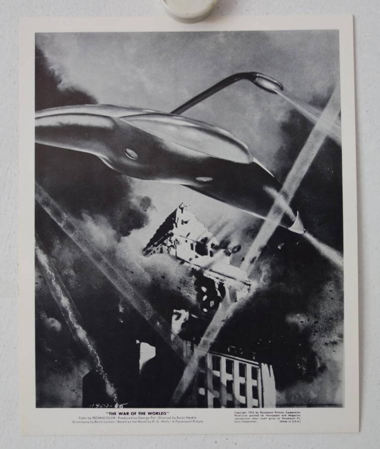 The War of the Worlds original release US 8x10 press still
